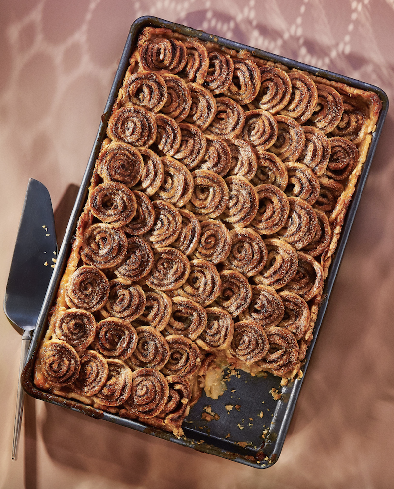 Cinnamon-Swirl Apple Slab Pie_Best Thanksgiving Dessert for a Crowd