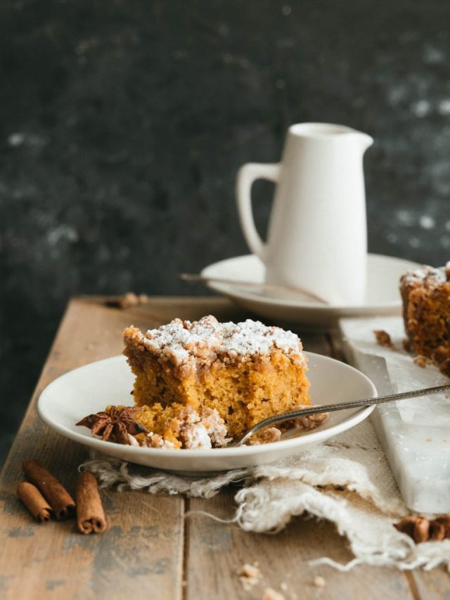 Pumpkin Snack Cake with Cinnamon Streusel