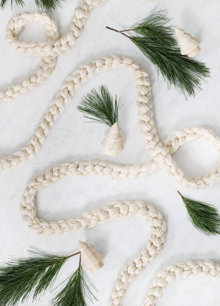 DIY hand crochet garland 