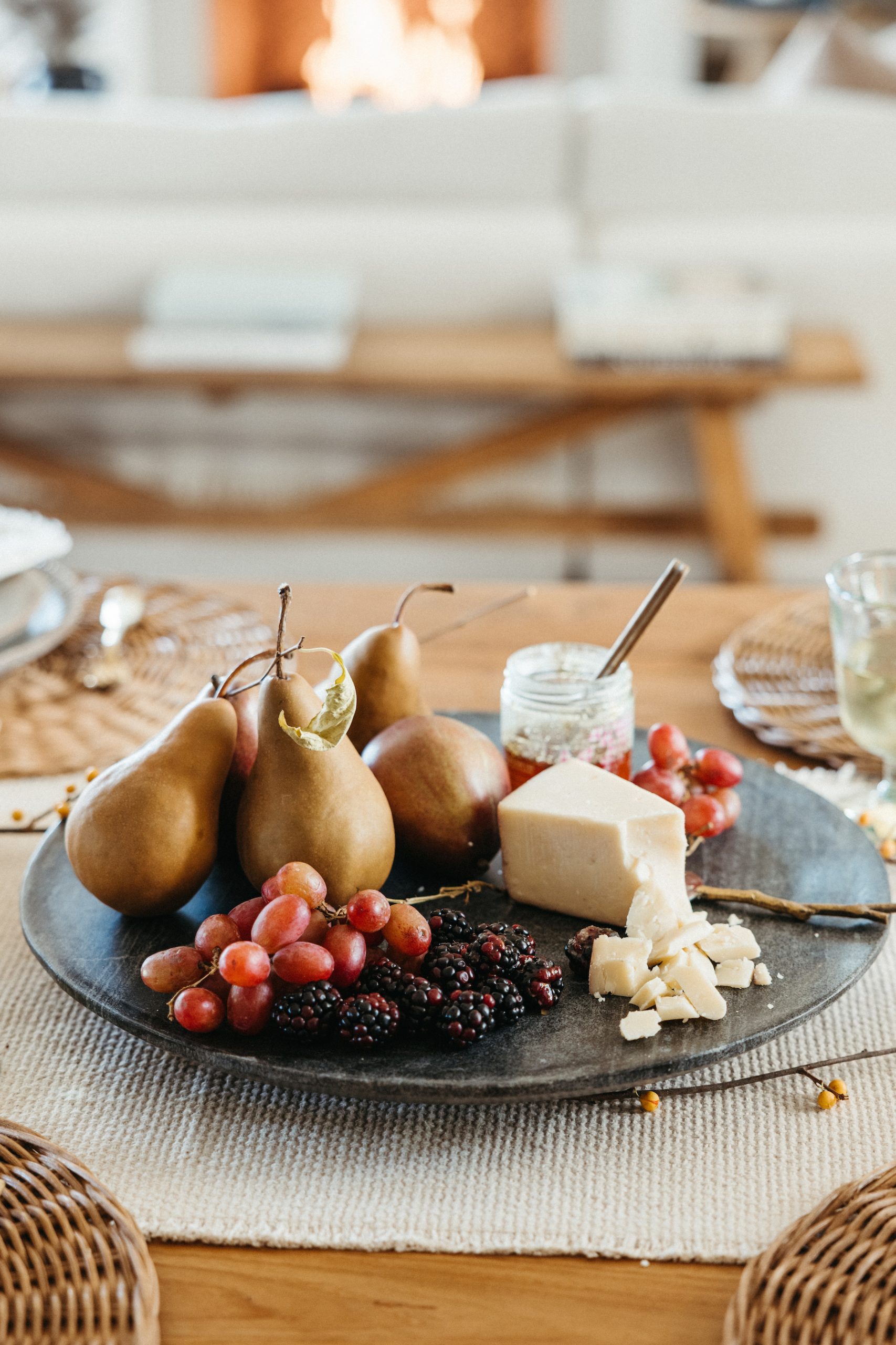 thanksgiving table decor ideas and trends 2022, simple easy