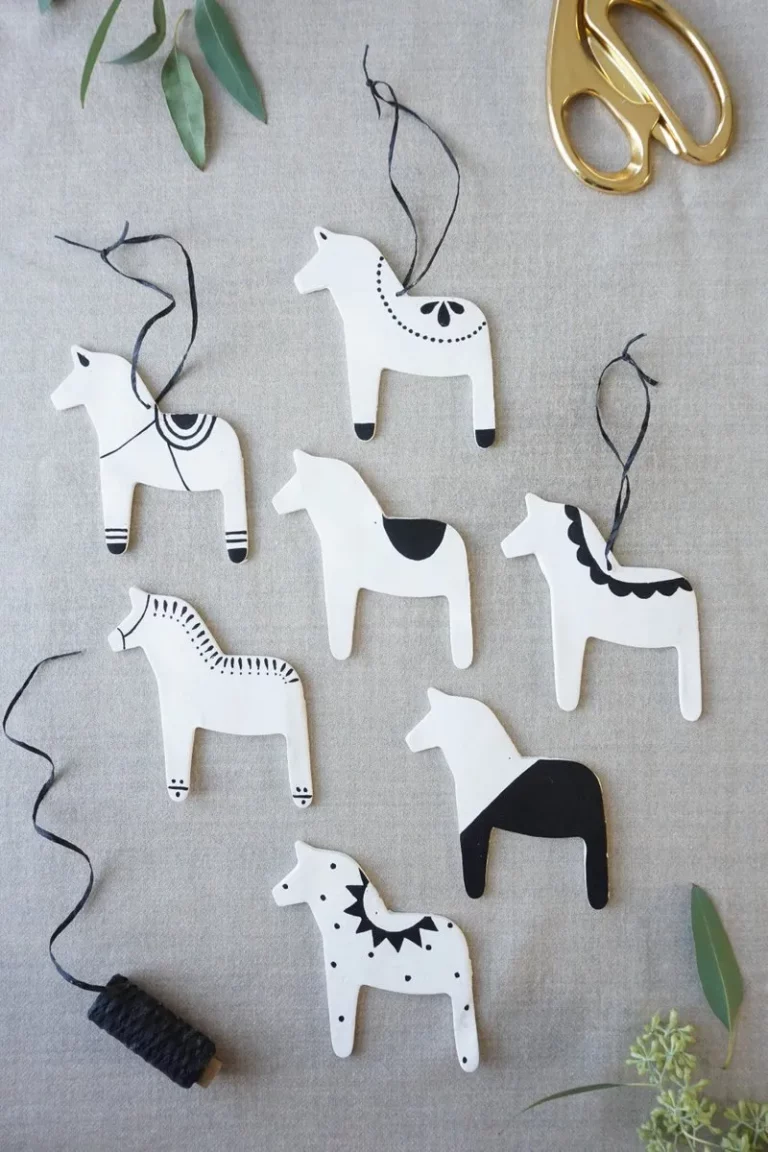 Dala Horse Ornaments & Gift Toppers