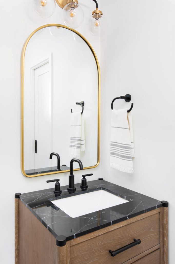 simple black and white bathroom vanity