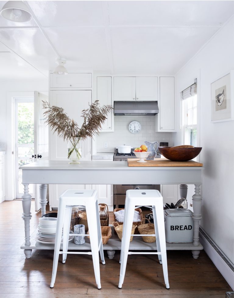 kitchen island with stools