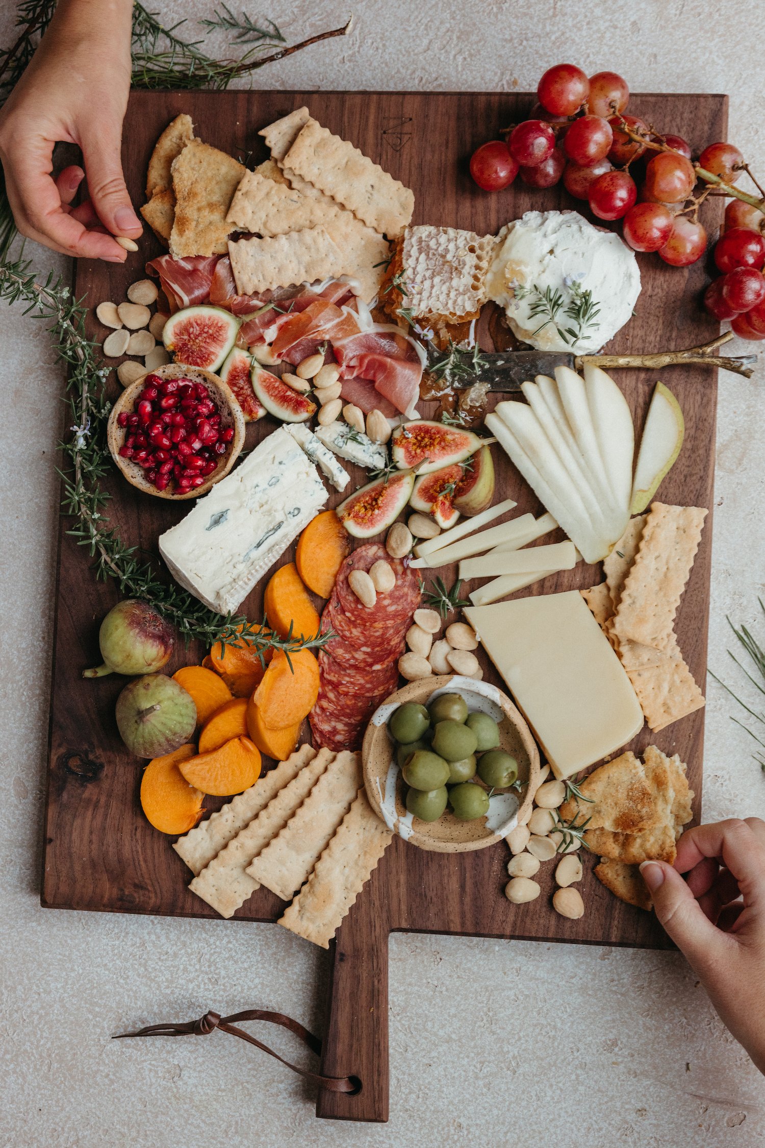 how to make the best holiday charcuterie board and cheese board