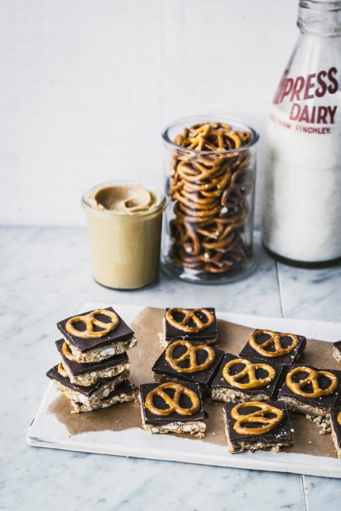 Chocolate Peanut Butter Pretzel Bars