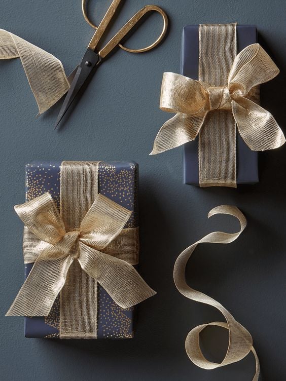 Navy and Gold Gift Wrap best gift wrapping ideas