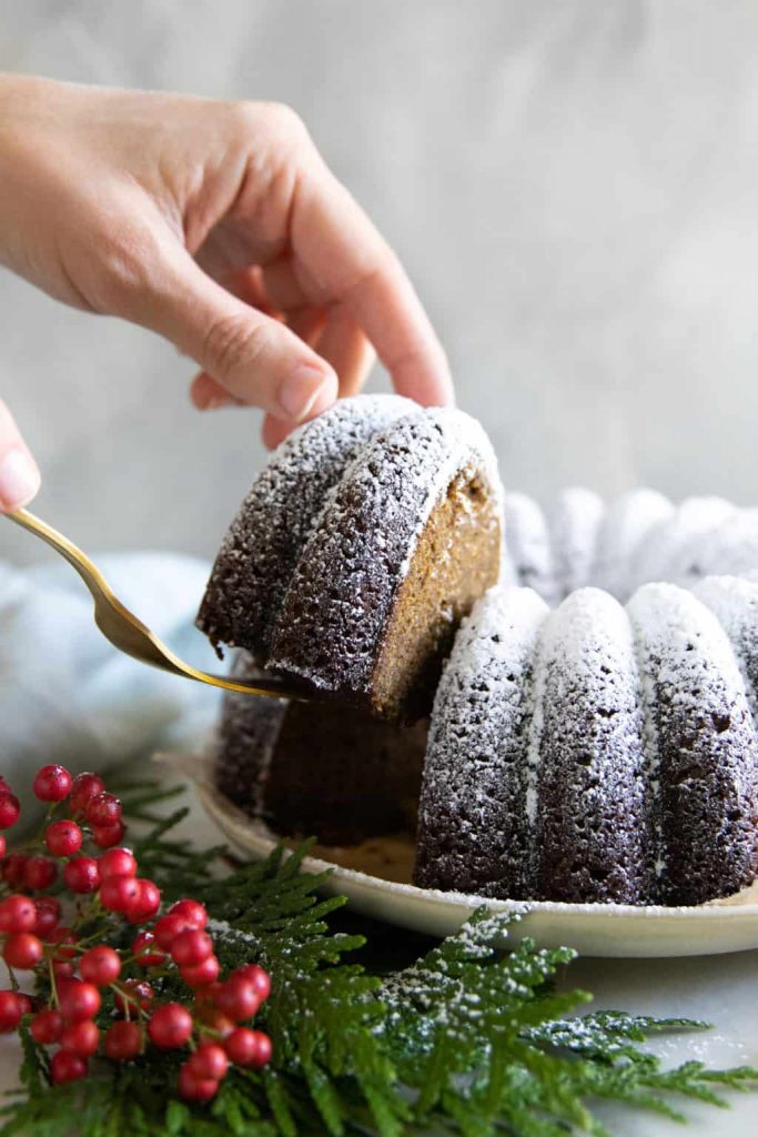 Vegan Gingerbread Cake