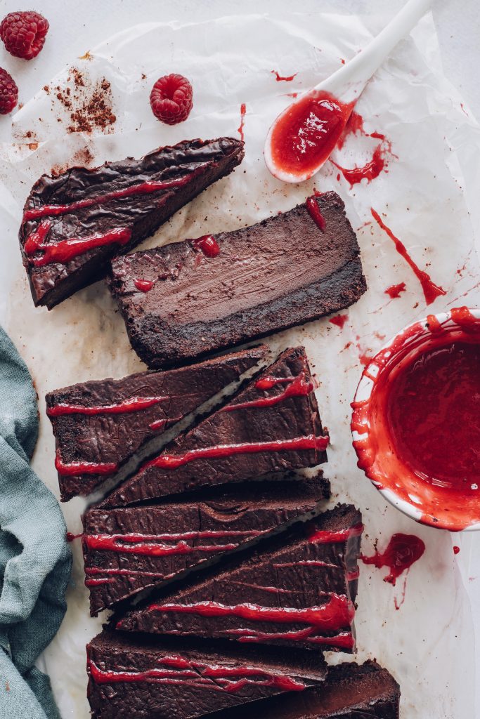 Vegan and Gluten-Free Chocolate Cheesecake