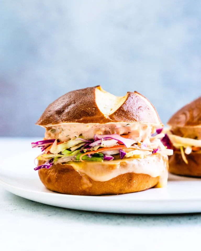 Coleslaw & Swiss Melt Sandwich_vegetarian sandwich recipes
