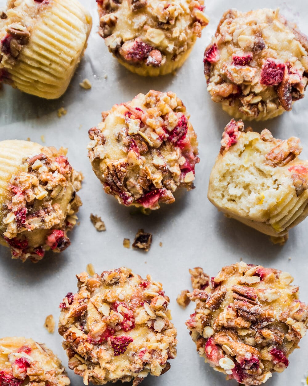 vegan strawberry streusel muffins_easy muffin recipes