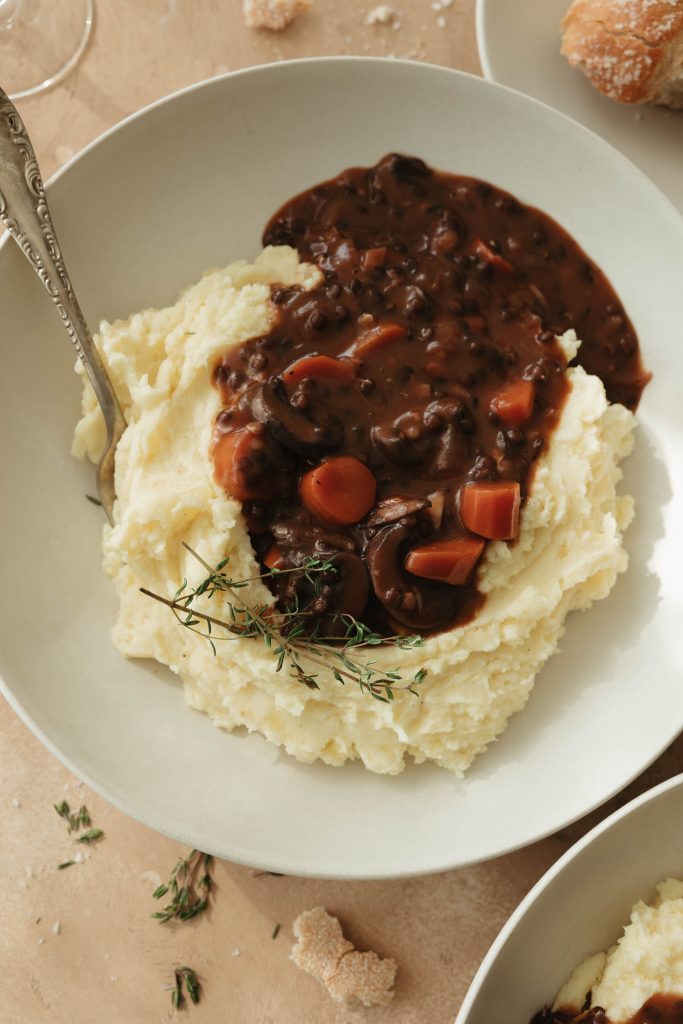 vegetarian coq au vin with lentils and potatoes 2