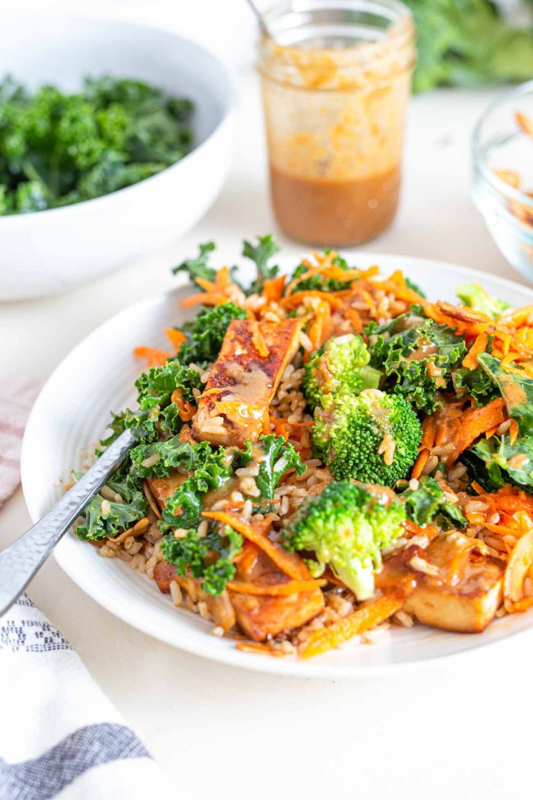 Broccoli Brown Rice Bowl_Healthy Broccoli Recipe
