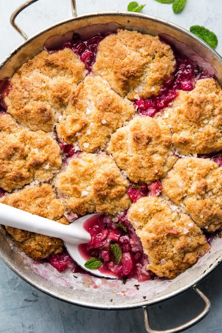 rhubarb cobbler with mint_how to use rhubarb