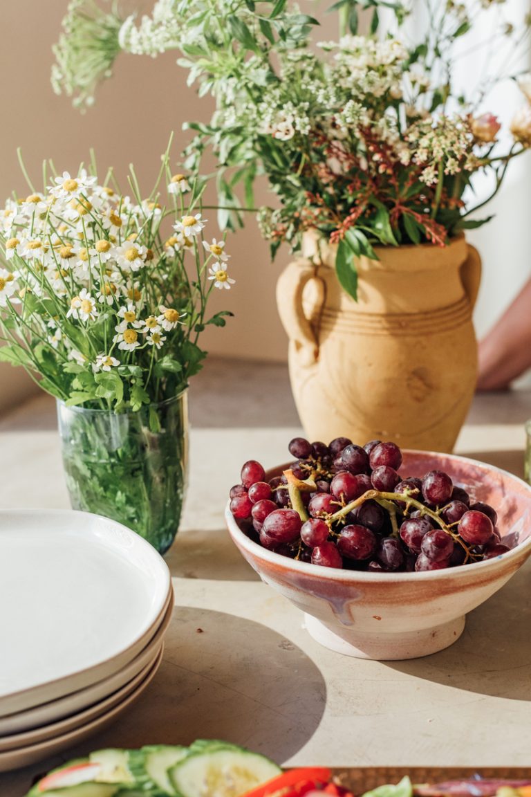 bowl of grapes