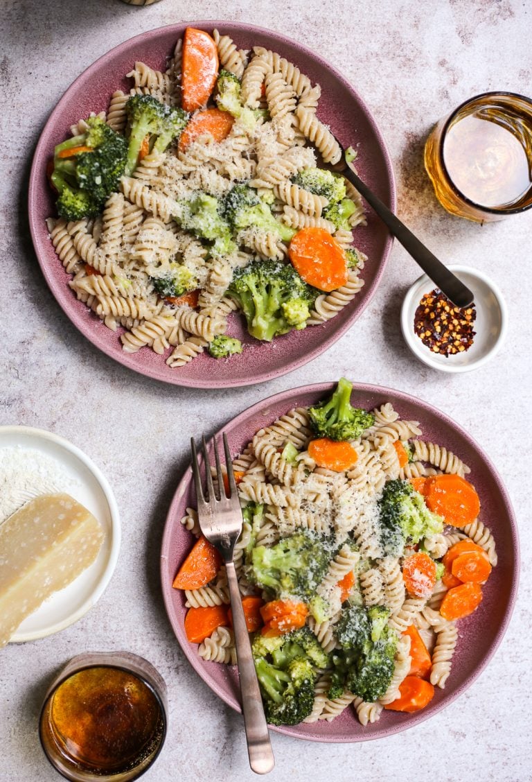 Aunt Lee's Broccoli and Carrot Pasta