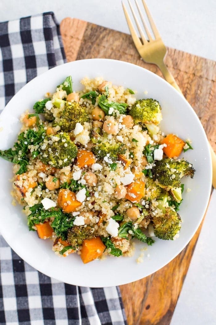 roasted broccoli quinoa salad