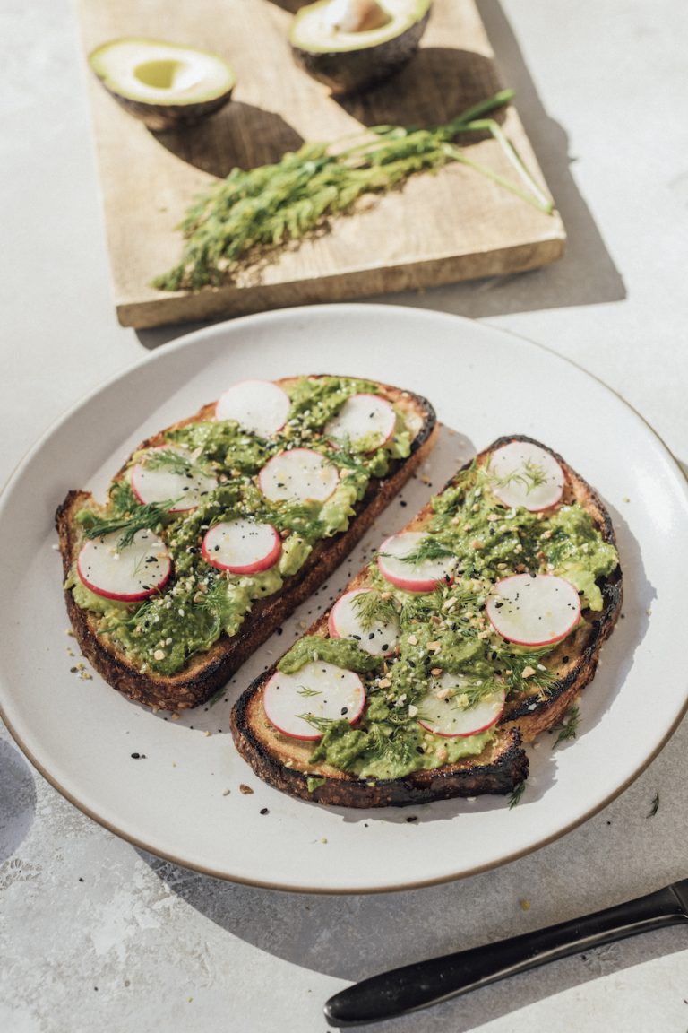 Avocado Toast with Kale Pesto and Crunchy Veggies
