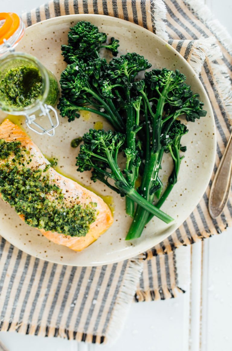 Baked Pesto Salmon with Broccolini 