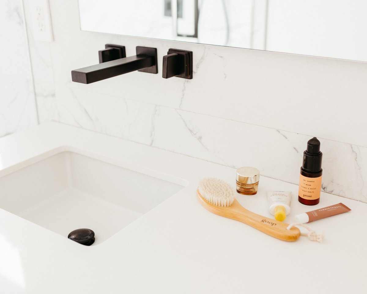 20 Bathroom Counter Organization Ideas for Clutter-Free Bliss