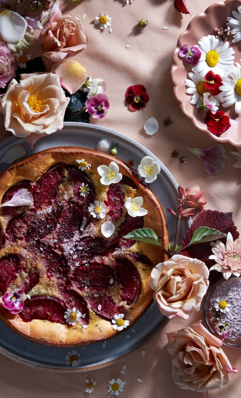 clafoutis de ciruela y lavanda 