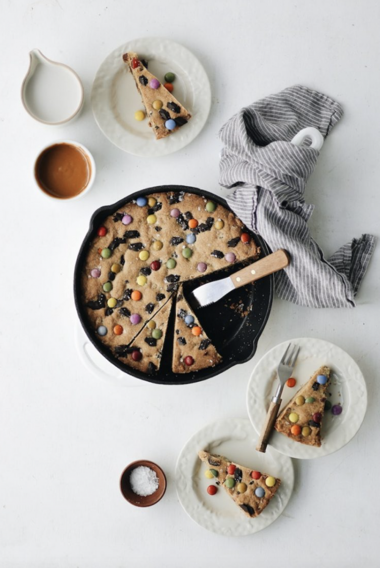 Cast-Iron Skillet Chocolate Chip Cookies