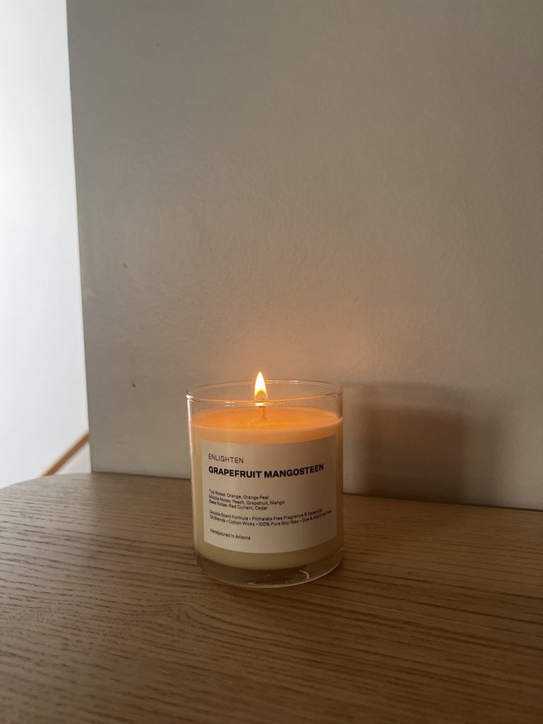 7 Best Bedroom Candle Scents (2023) – Fernweh Editions