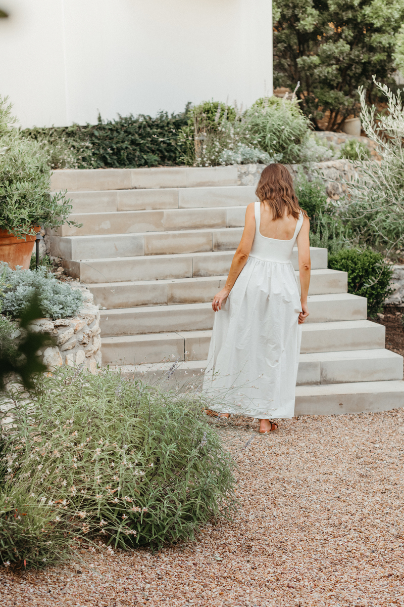 gravel walkways in the backyard