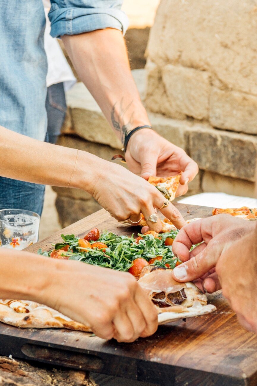 how-to-host-a-pizza-party-15