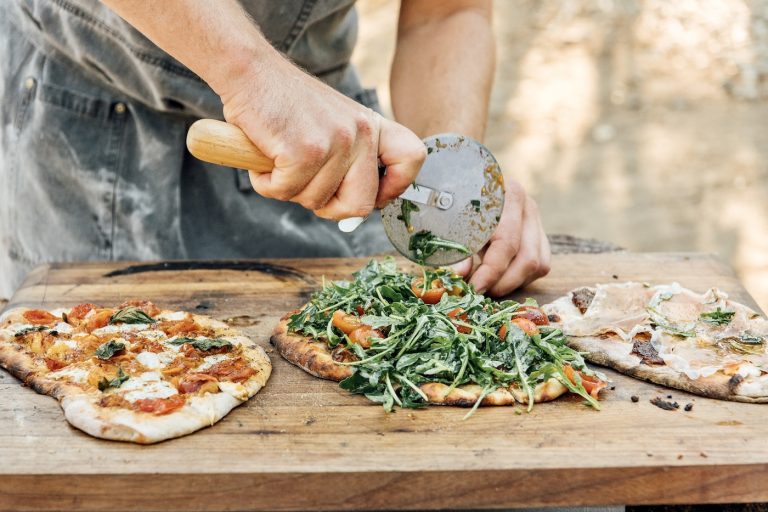 How To Host A Pizza Party—Tools & Tips For Success