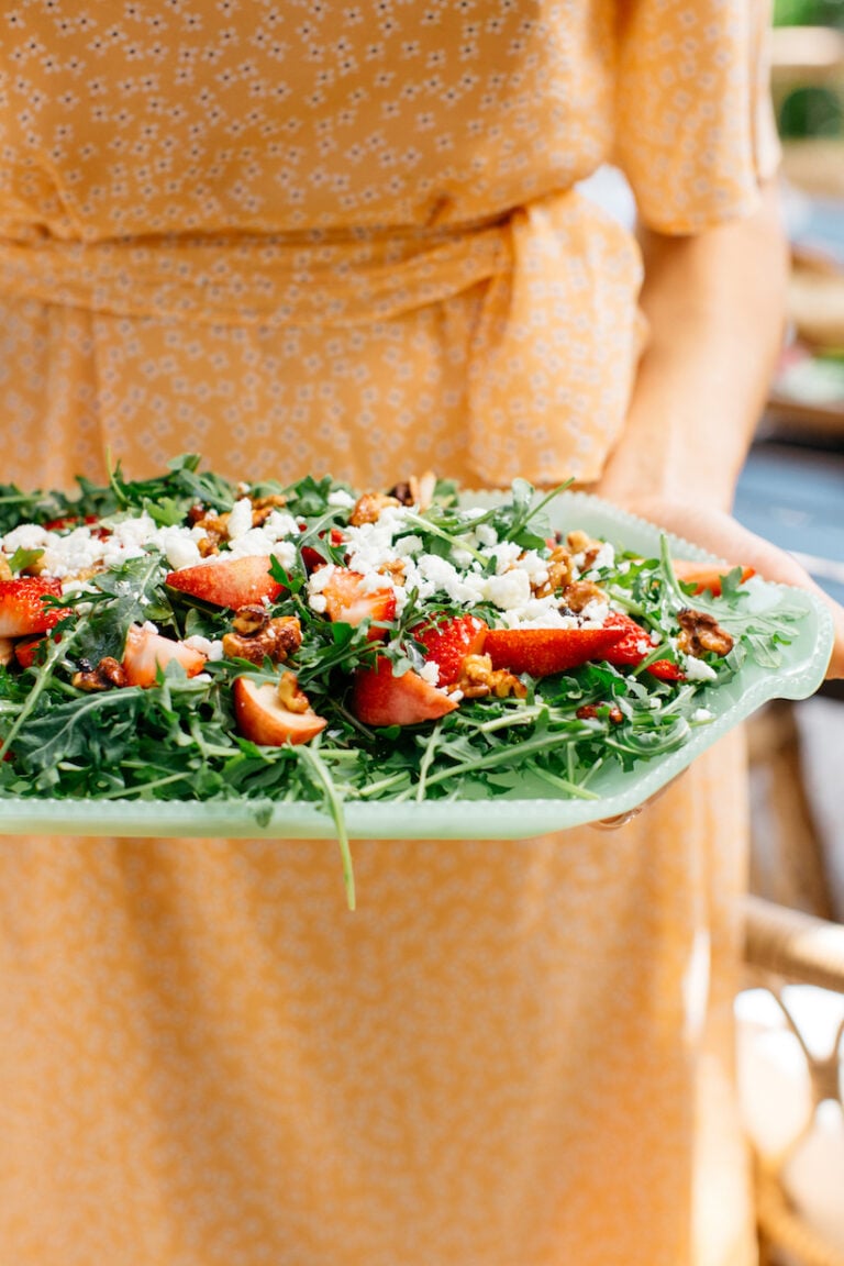 strawberry and arugula with spring herbs and goat cheese_easy summer salads
