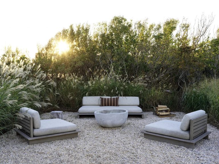 13 Gorgeous Fire Pits Ideas That’ll Convince You to Spend Every Second Outside
