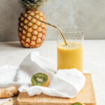 Tropical turmeric smoothie_high fiber breakfast