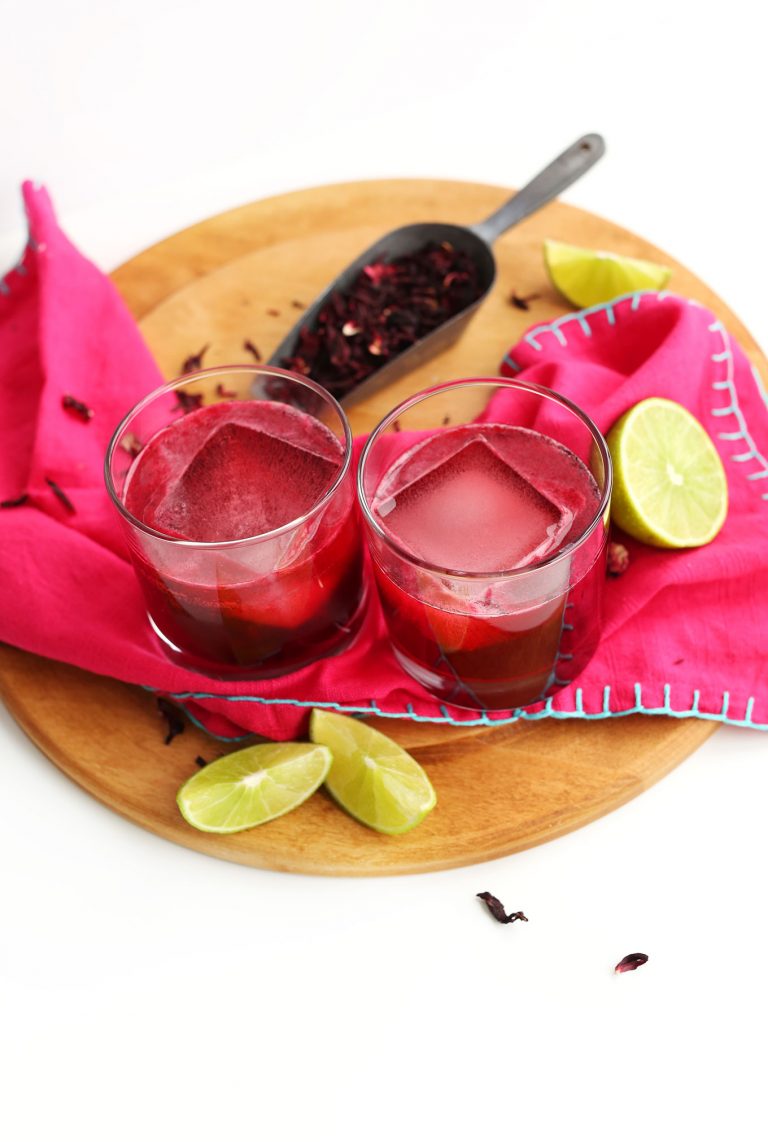 5-ingredient hibiscus margaritas