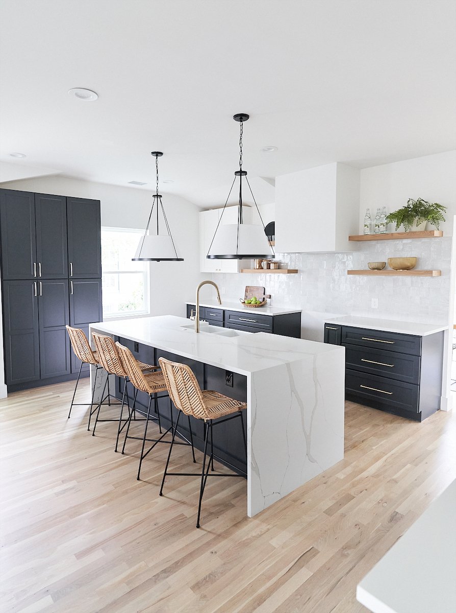 12 Waterfall Kitchen Island Ideas for a Streamlined Modern Look