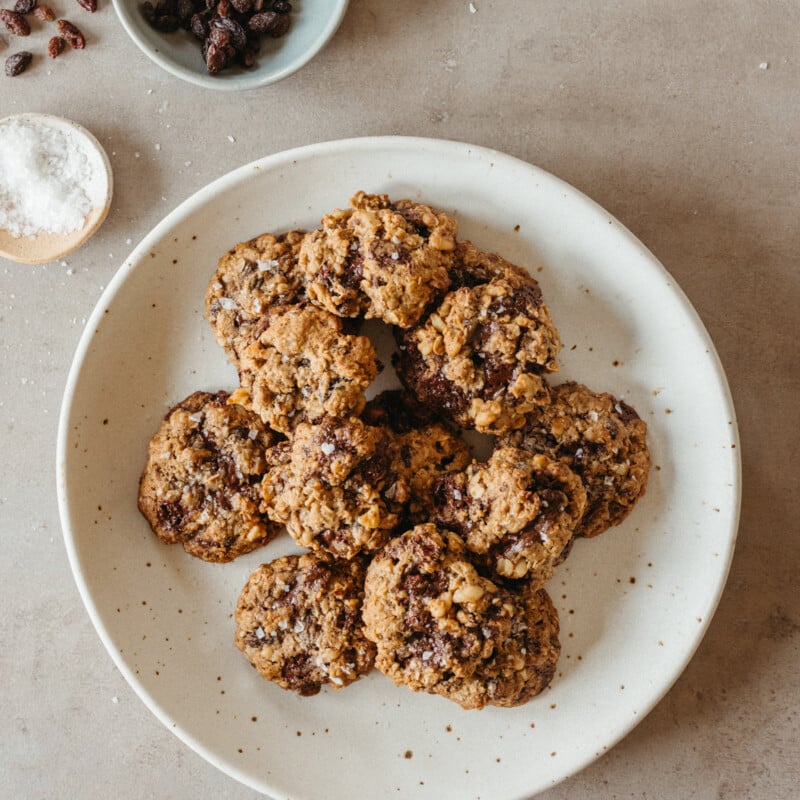 These Healthy Oatmeal Cookies Are a BackToSchool Essential