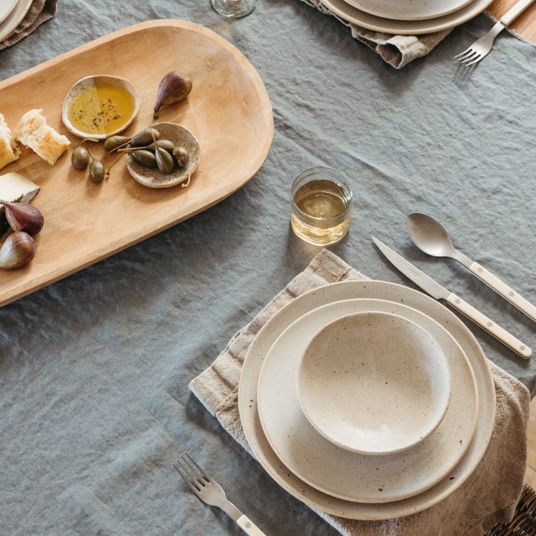 Casa Zuma Playa "Essentials" Dinnerware Set