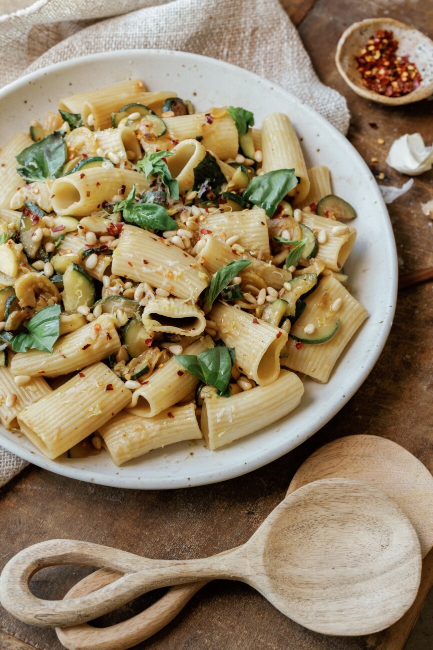 zucchini pasta bowl