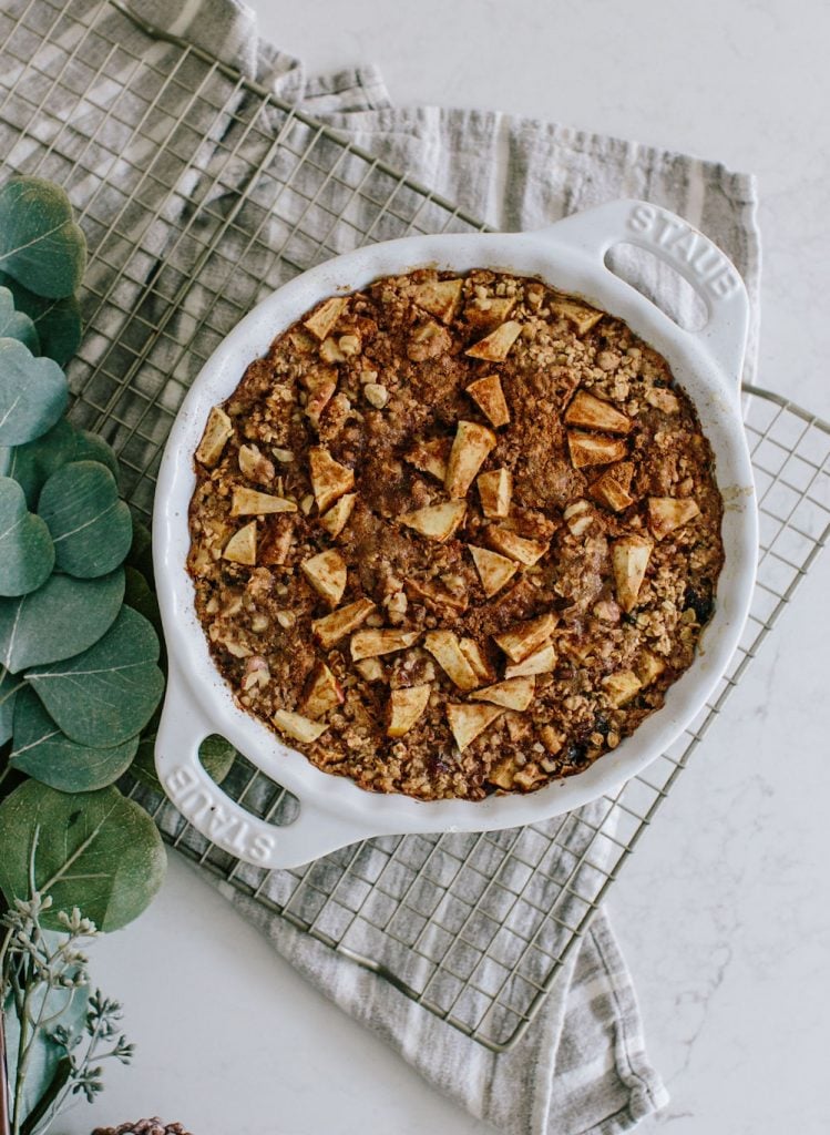 Apple Pie Baked Oatmeal 