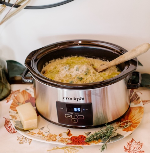 25 Crockpot Recipes for a Crowd That Make Hosting a Breeze