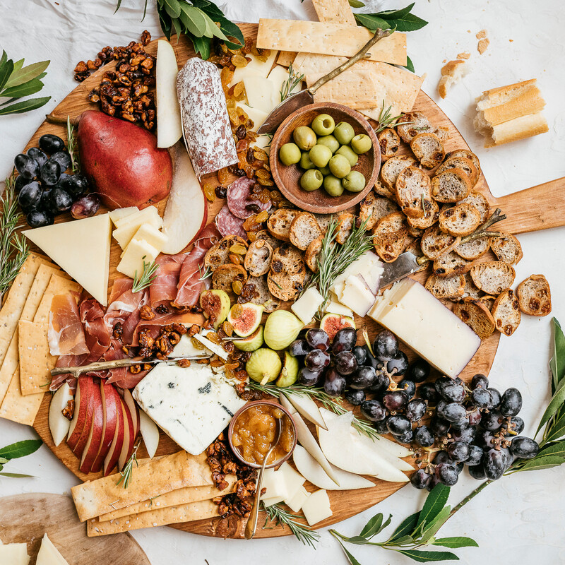 Fall charcuterie board_no-cook finger foods for parties