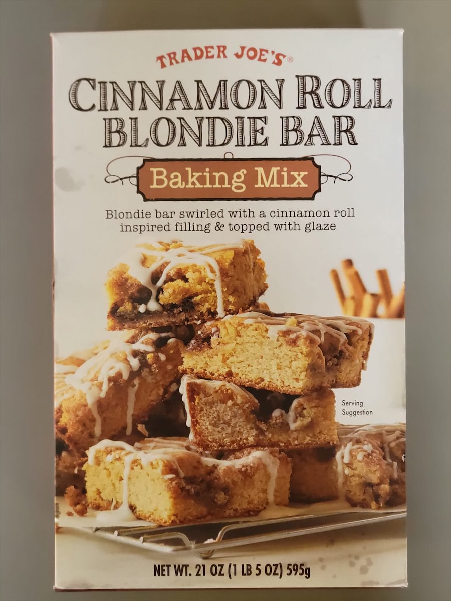 Cinnamon Roll Blondie Bar