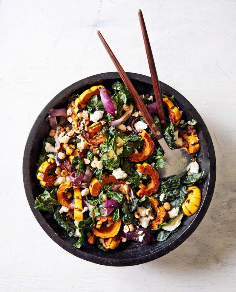 Warm Roasted Delicata Squash and Kale Salad_winter squash recipes