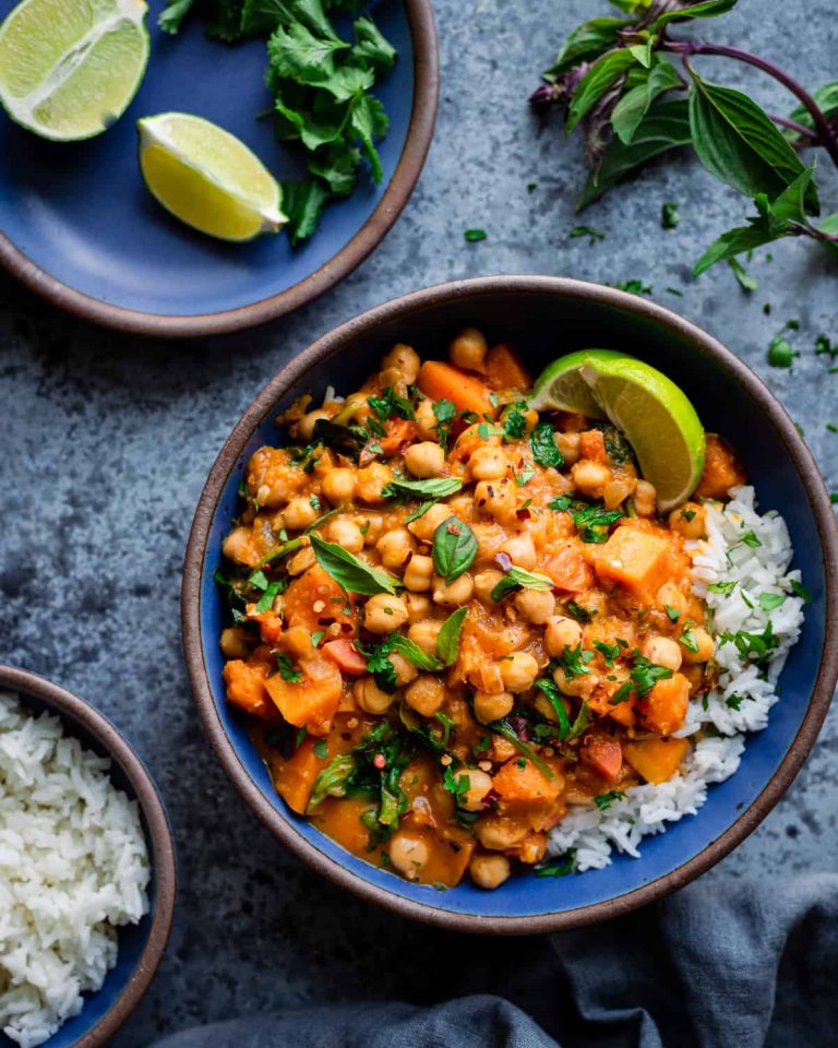 Butternut squash curry with chickpeas