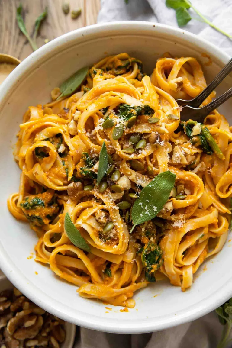 Creamy Pumpkin Pasta from Jar of Lemons