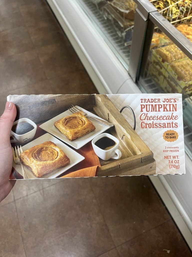 Pumpkin Cheesecake Croissants 