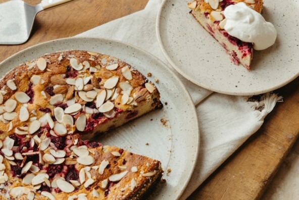 Grain-free lemon raspberry cake