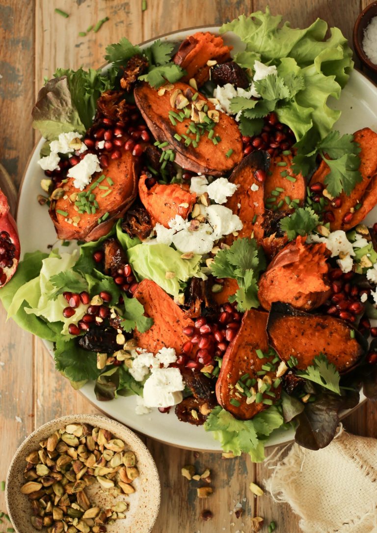 salada de batata doce e tâmaras caramelizadas