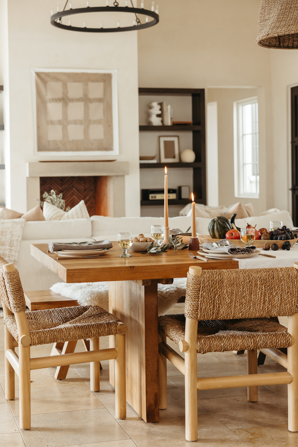 thanksgiving table 2023, warm and natural harvest inspiration