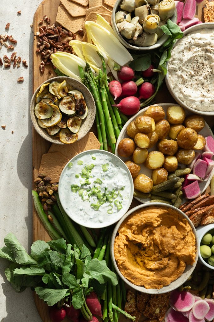 dips & crudite grazing board_holiday appetizers for hosting
