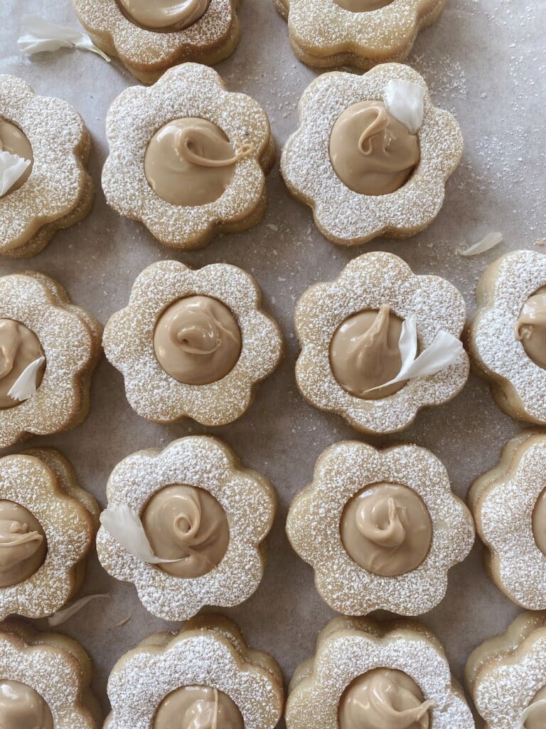 linzer cookies